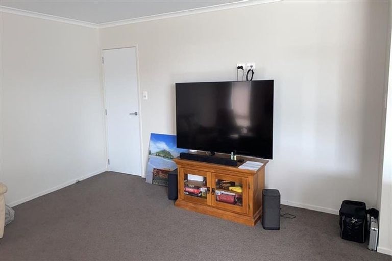 Photo of property in 8 Tipa Lane, Papamoa Beach, Papamoa, 3118