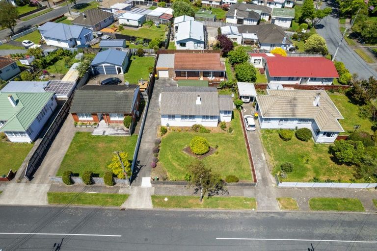 Photo of property in 15 Burcham Street, Taita, Lower Hutt, 5011
