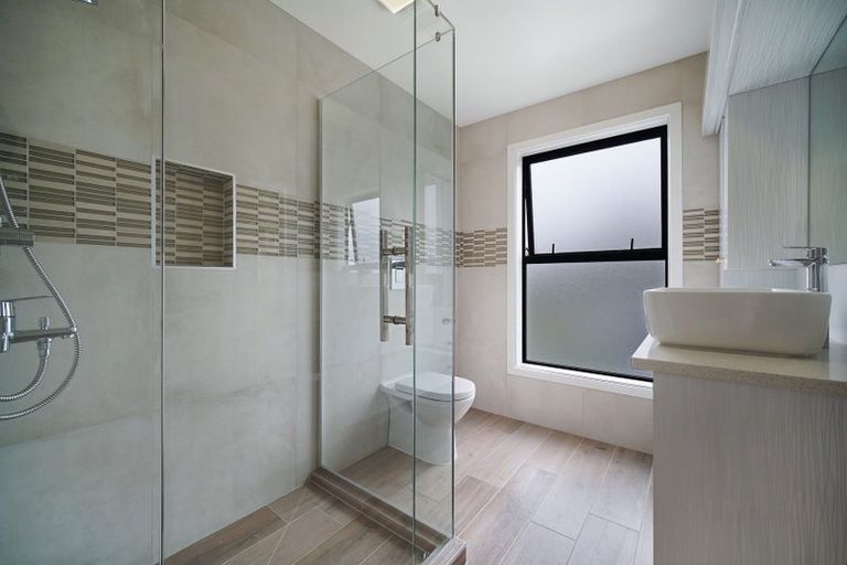 Photo of property in 5 Awakirihi Close, Shamrock Park, Auckland, 2016