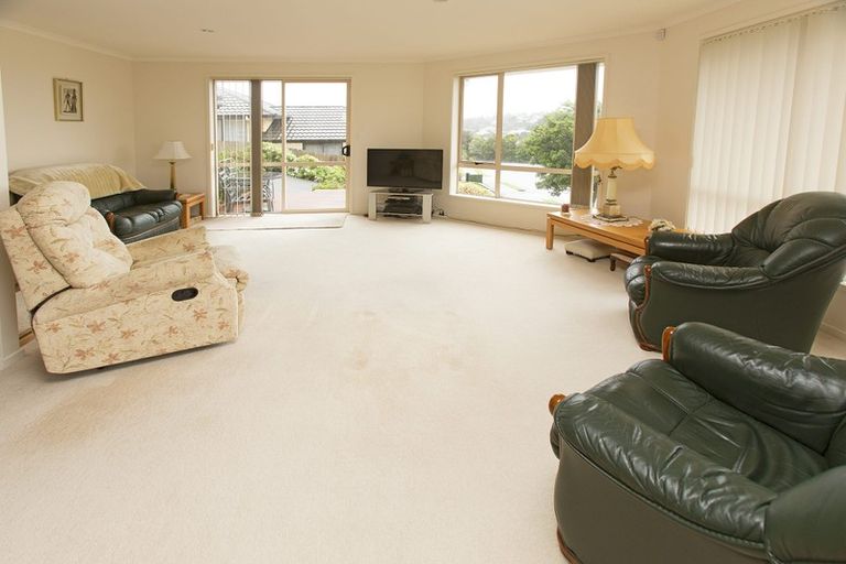 Photo of property in 54 Elan Place, Stanmore Bay, Whangaparaoa, 0932