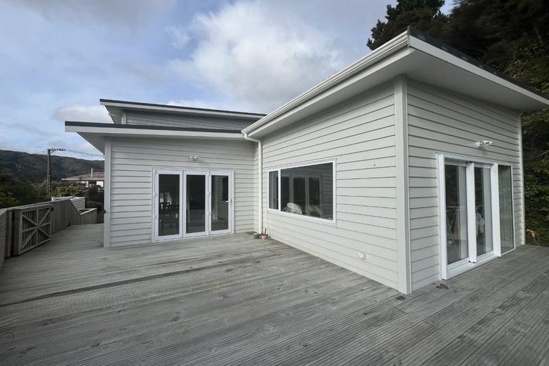 Photo of property in 77 Logie Street, Stokes Valley, Lower Hutt, 5019