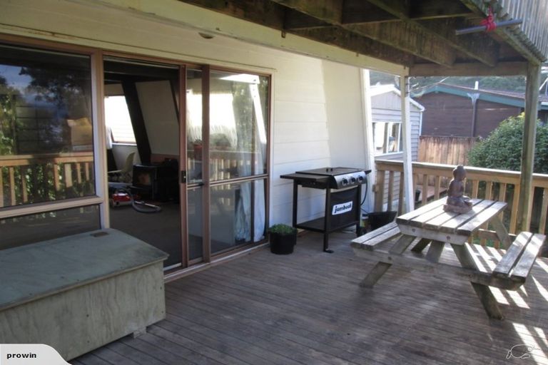 Photo of property in 37a London Road, Korokoro, Lower Hutt, 5012