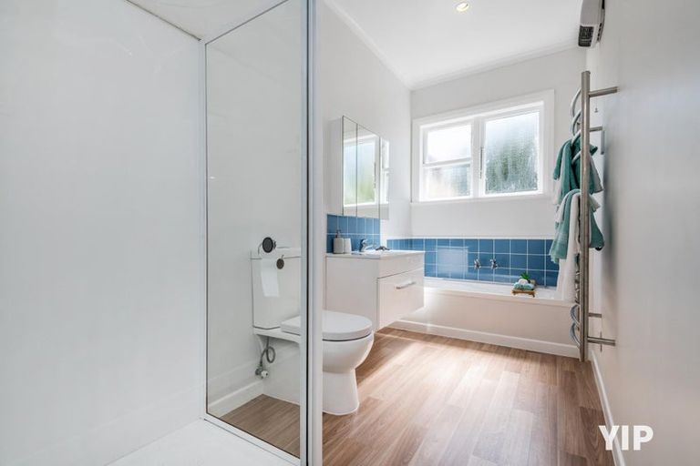 Photo of property in 19 Woodland Road, Johnsonville, Wellington, 6037