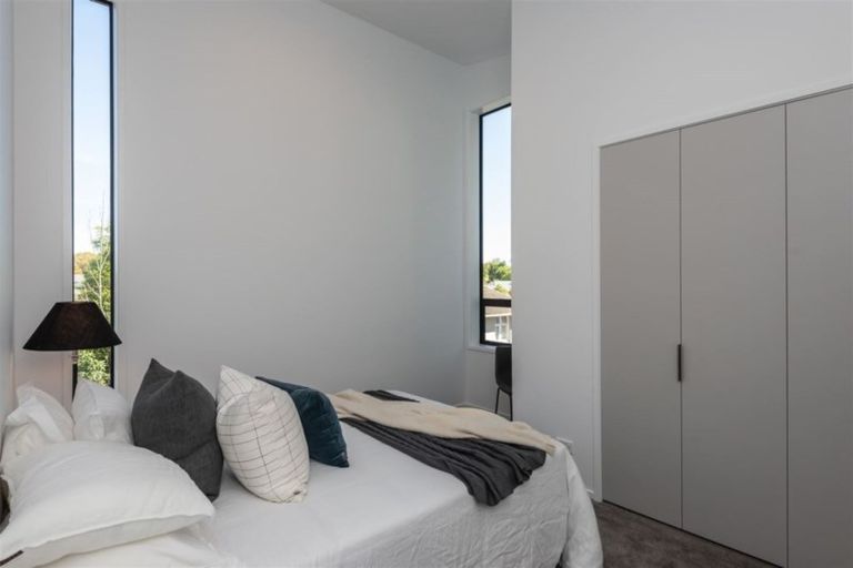 Photo of property in 58 Wai-iti Terrace, Burnside, Christchurch, 8052
