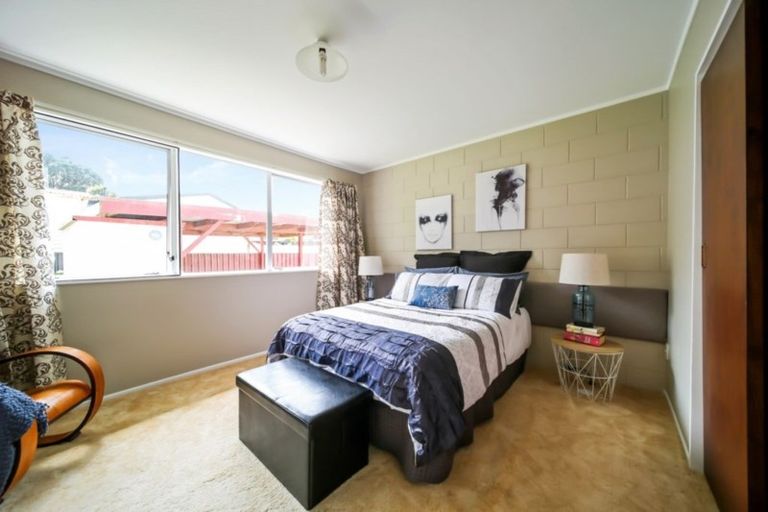 Photo of property in 23a Tahurangi Place, Spotswood, New Plymouth, 4310