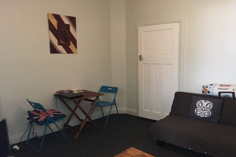 Photo of property in 6b Moncrieff Street, Mount Victoria, Wellington, 6011