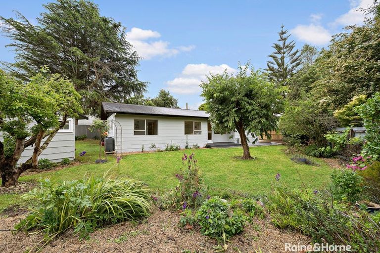 Photo of property in 8 Papawai Road, Greytown, 5712