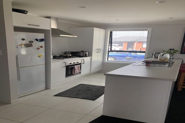 Photo of property in 48 Benjamin Avenue, Rototuna North, Hamilton, 3210