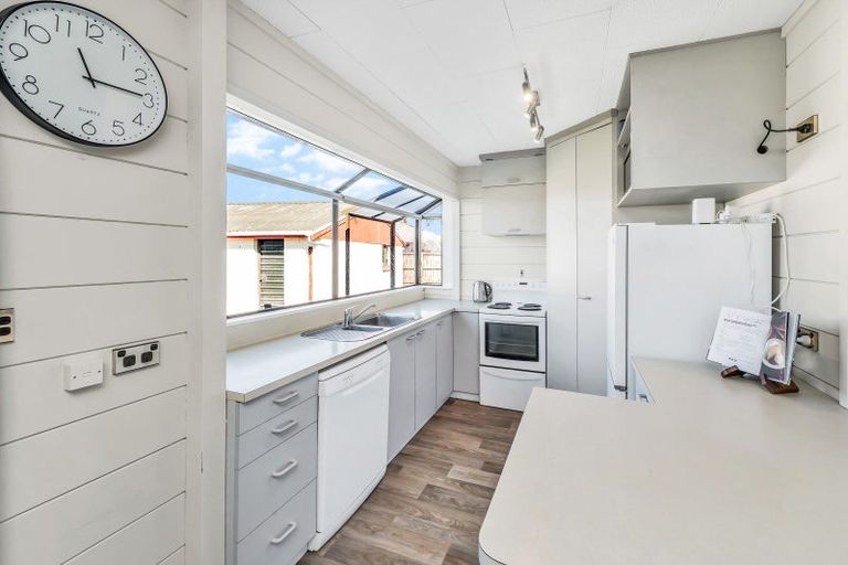 Photo of property in 69 Station Street, Leeston, 7632