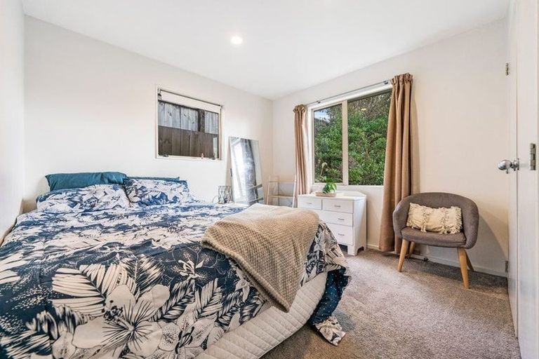 Photo of property in 140 Titirangi Road, New Lynn, Auckland, 0600
