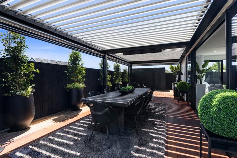 Photo of property in 236 Styx Mill Road, Casebrook, Christchurch, 8051