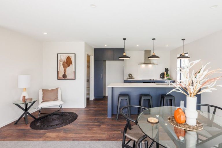 Photo of property in 9 Pahiki Crescent, Levin, 5510