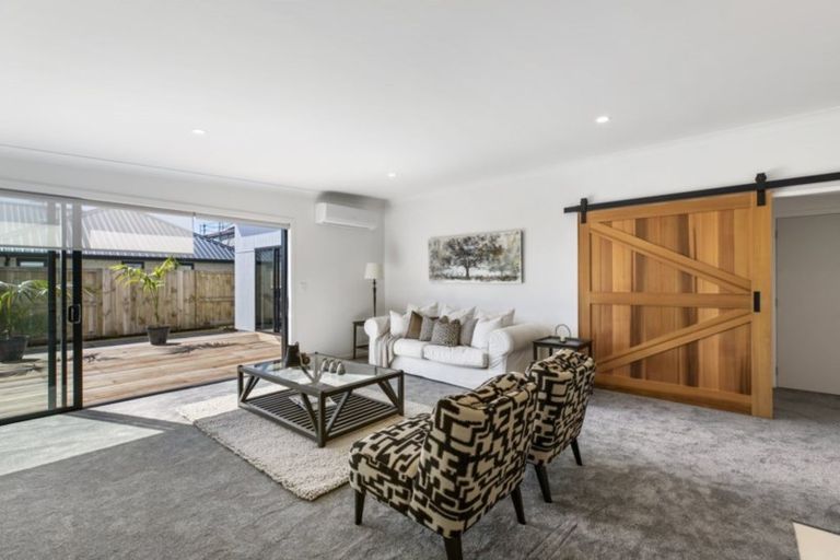 Photo of property in 105 The Boulevard, Papamoa Beach, Papamoa, 3118