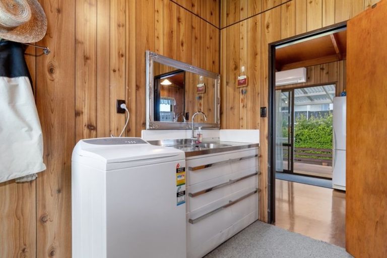 Photo of property in 4a Roretana Drive, Athenree, Katikati, 3177