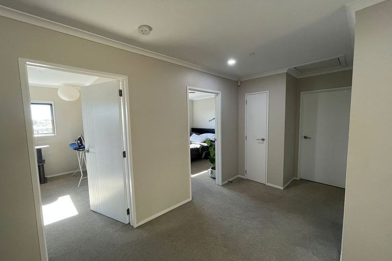 Photo of property in 8 Goyal Lane, Pakuranga, Auckland, 2010