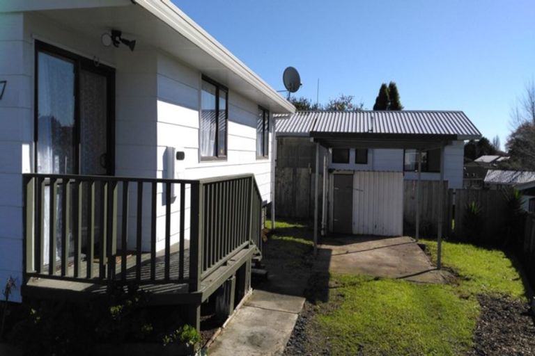 Photo of property in 1/67 Redcrest Avenue, Red Hill, Papakura, 2110