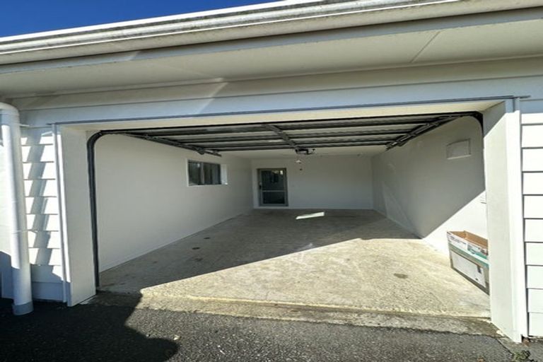 Photo of property in 144 Kittiwake Drive, Schnapper Rock, Auckland, 0632