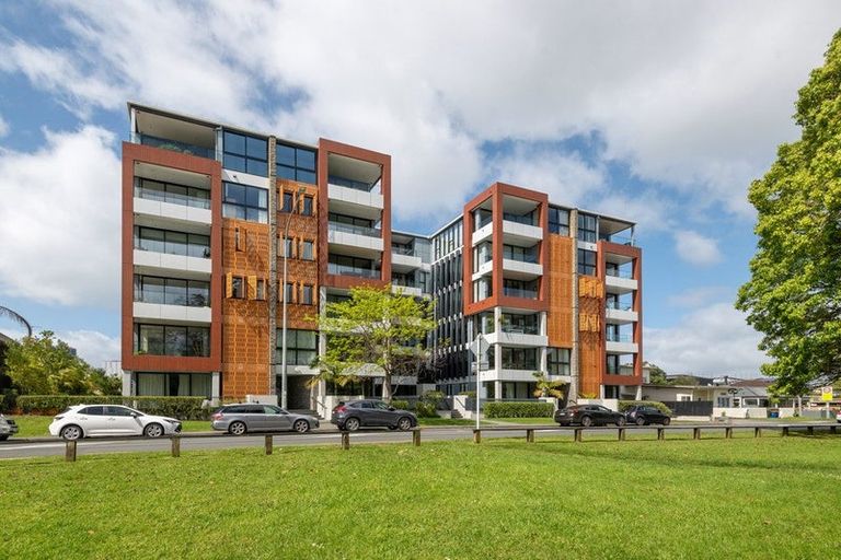 Photo of property in 303/28 Killarney Street, Takapuna, Auckland, 0622