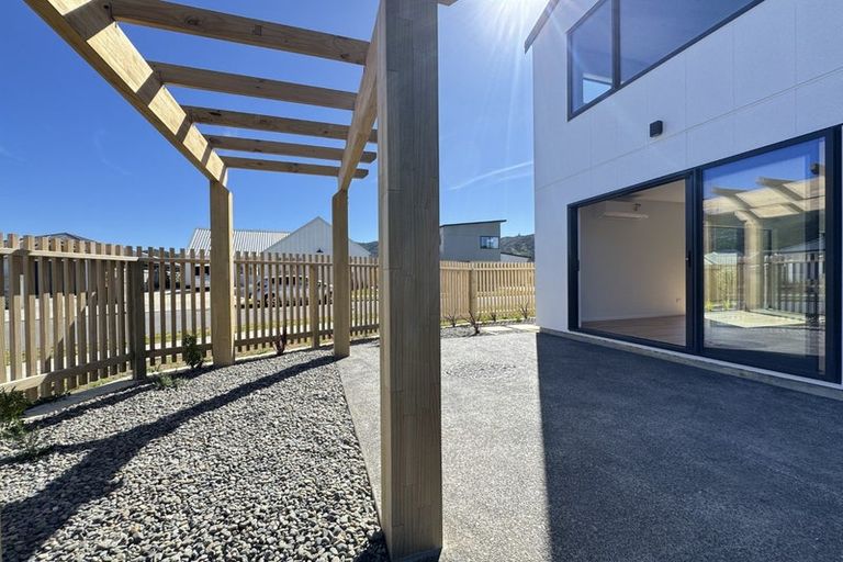 Photo of property in 15 Te Ara O Toroa, Wainuiomata, Lower Hutt, 5014