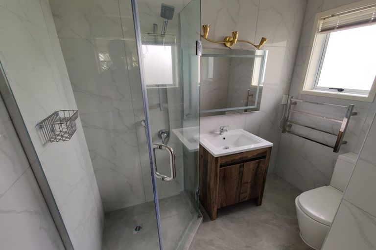 Photo of property in 68 Willis Road, Papakura, 2110