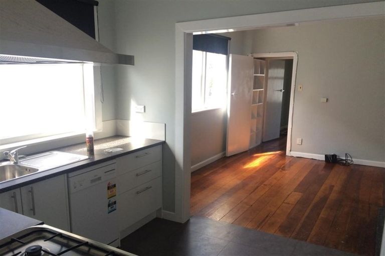 Photo of property in 62 Wallace Street, Mount Cook, Wellington, 6021