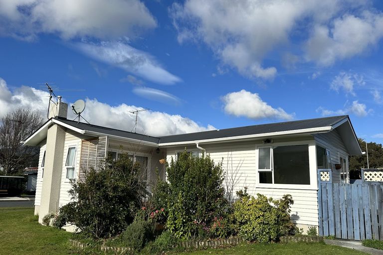 Photo of property in 1 Momona Street, Wainuiomata, Lower Hutt, 5014