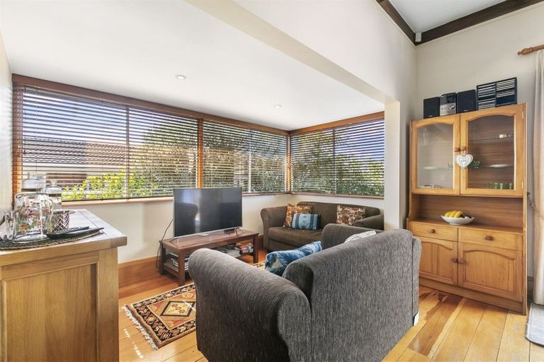 Photo of property in 2/12 Paton Avenue, Papatoetoe, Auckland, 2025