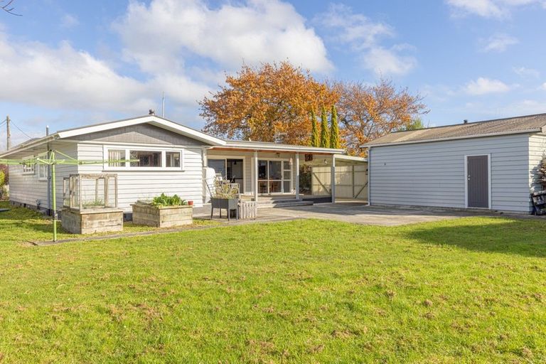 Photo of property in 17 Edward Street, Pahiatua, 4910
