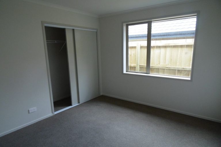 Photo of property in 20 Anna Lane, Glen Eden, Auckland, 0602