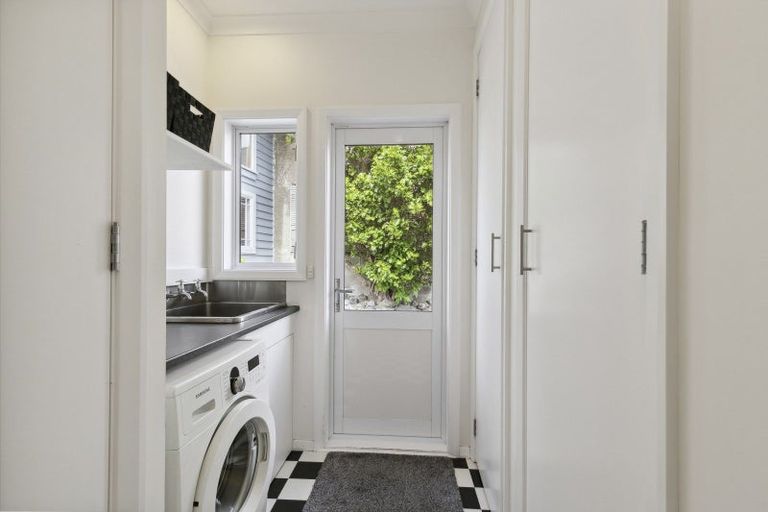 Photo of property in 62 Jubilee Road, Khandallah, Wellington, 6035