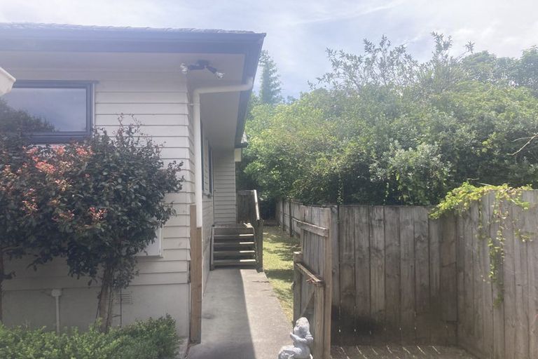 Photo of property in 21 Mona Vale, West Harbour, Auckland, 0618