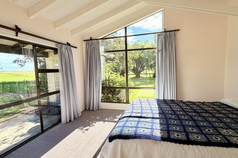 Photo of property in 270 Whartons Road, Island Stream, Oamaru, 9492