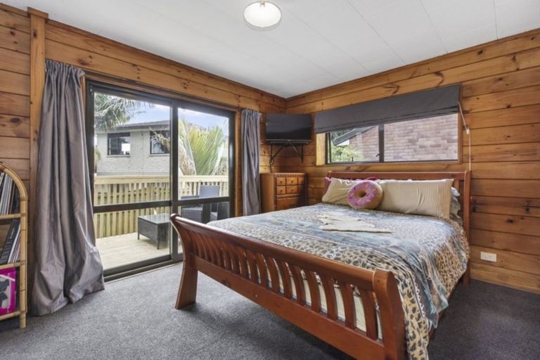 Photo of property in 150 Carnoustie Drive, Wattle Downs, Auckland, 2103