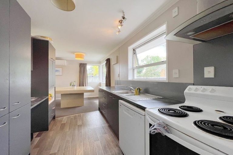 Photo of property in 81 Oakfield Crescent, Pukete, Hamilton, 3200