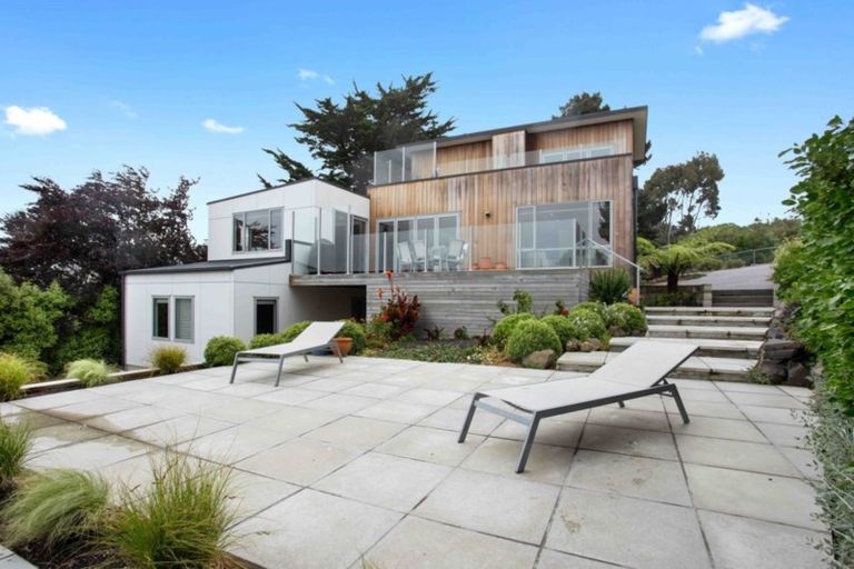 Photo of property in 85 Major Hornbrook Road, Mount Pleasant, Christchurch, 8081