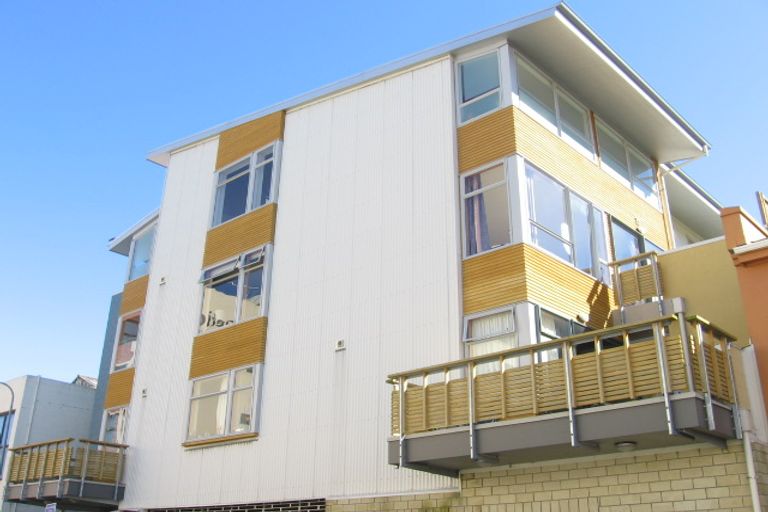 Photo of property in First House Apartments, 16/4 Frederick Street, Te Aro, Wellington, 6011