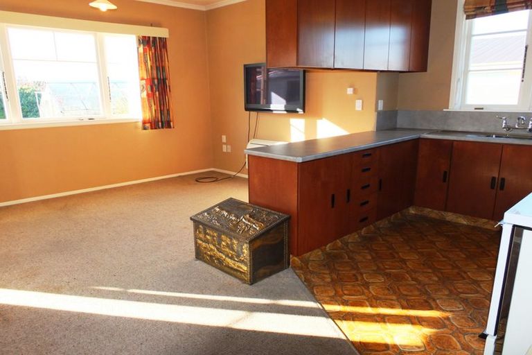 Photo of property in 16 Conway Street, Oamaru North, Oamaru, 9400