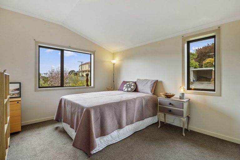 Photo of property in 6 Coach Road, Fairfield, Dunedin, 9018