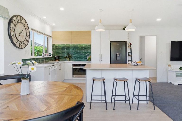 Photo of property in 15 Pembroke Drive, Bethlehem, Tauranga, 3110