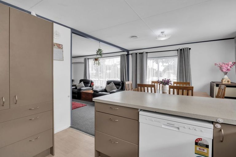 Photo of property in 111 Apollo Parade, Milson, Palmerston North, 4414