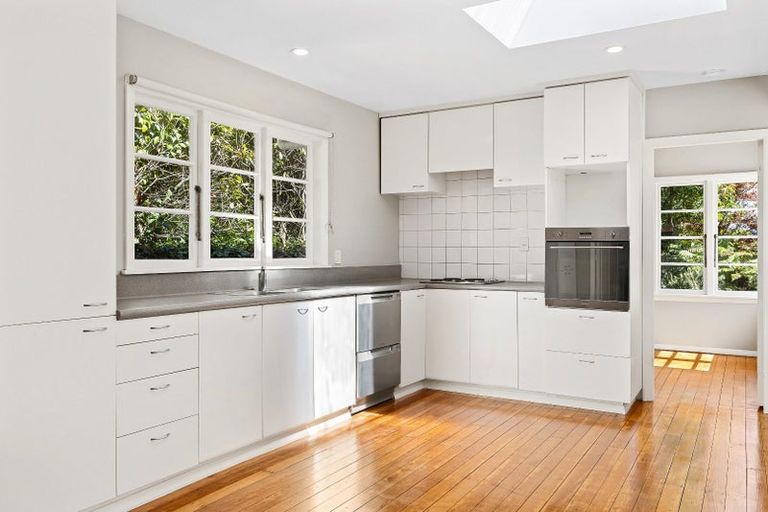 Photo of property in 105 Glandovey Road, Strowan, Christchurch, 8052