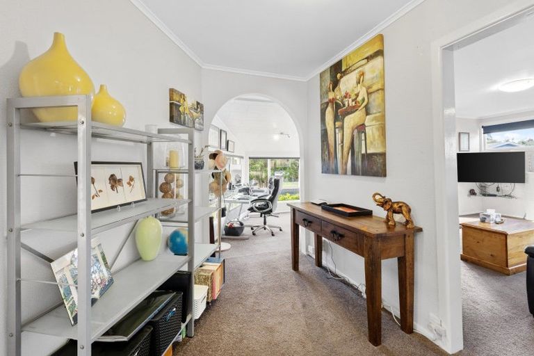 Photo of property in 25 Alastair Avenue, Owhata, Rotorua, 3010