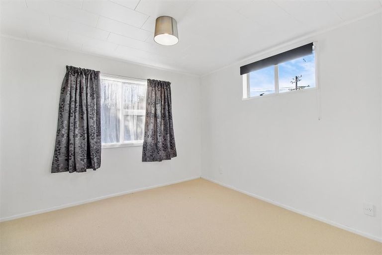 Photo of property in 11 Cameron Street, Waimate, 7924