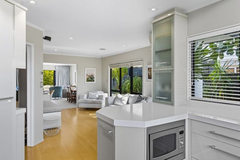 Photo of property in 4 Beach Haven Place, Paraparaumu Beach, Paraparaumu, 5032