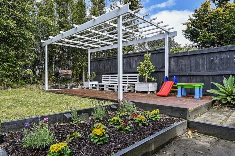 Photo of property in 105b Taylor Road, Mangere Bridge, Auckland, 2022