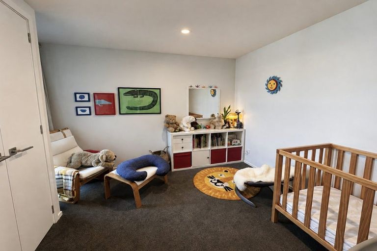 Photo of property in 10 Kaiwawao Lane, Hobsonville, Auckland, 0616