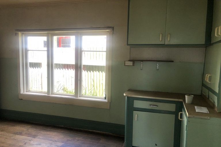 Photo of property in 36 Spencer Street, Bluff, 9814