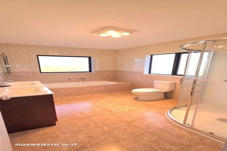 Photo of property in 35 Kilkelly Avenue, Pinehill, Auckland, 0632