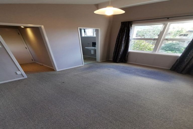 Photo of property in 10 Pennycook Place, Sunnyhills, Auckland, 2010