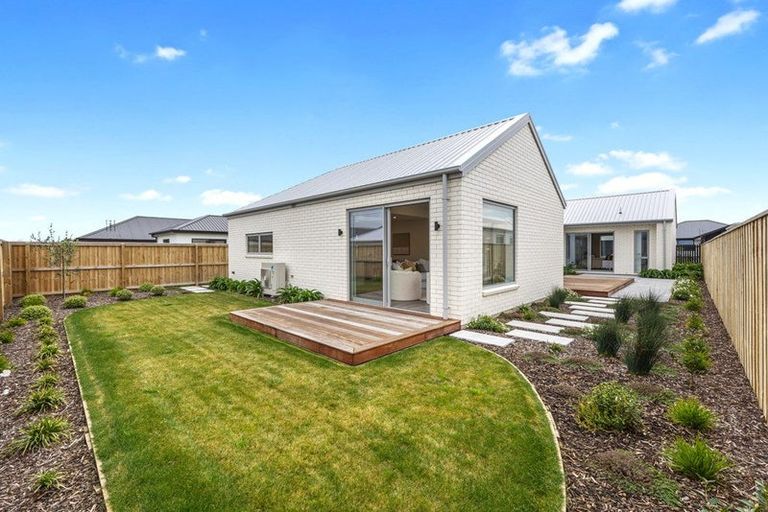 Photo of property in 27 Harlequin Drive, Rolleston, 7614
